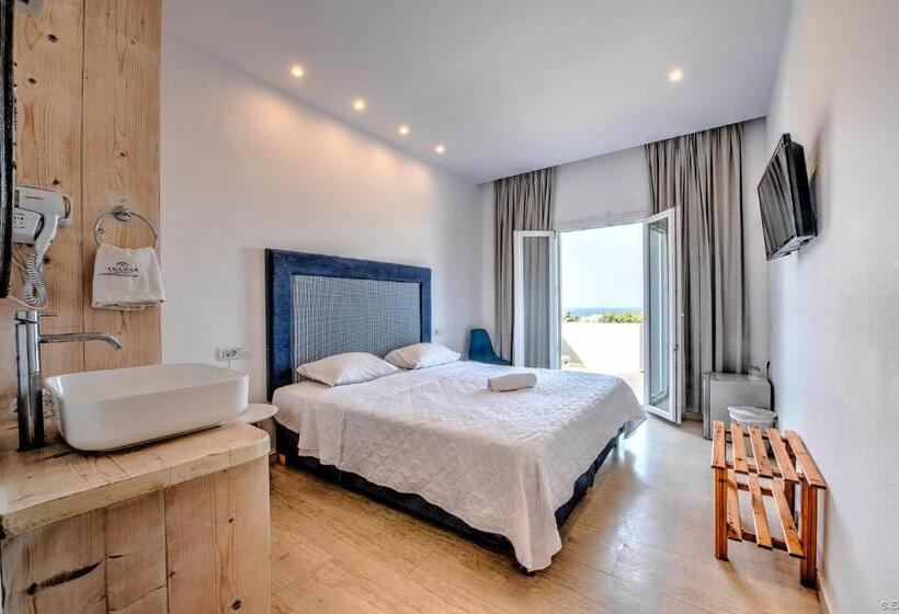 Chambre Basic, Anamar Santorini