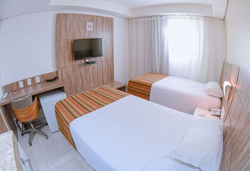 اتاق لوکس, Profissionalle Hotel São Luís
