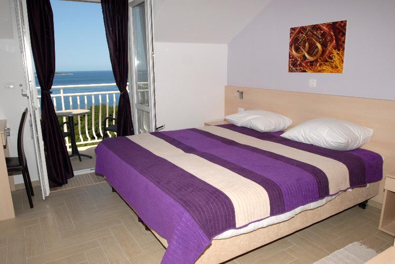 Apartamento 1 Quarto Vista Mar com Sacada, Villa Samba