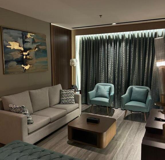 Люкс 2 Спальни, Damask Hotels