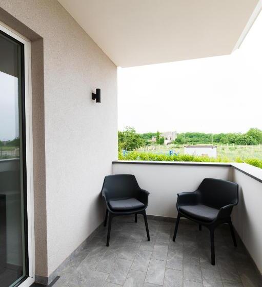 Номер Стандарт с Балконом, Dimora Delle Rose Agriresort