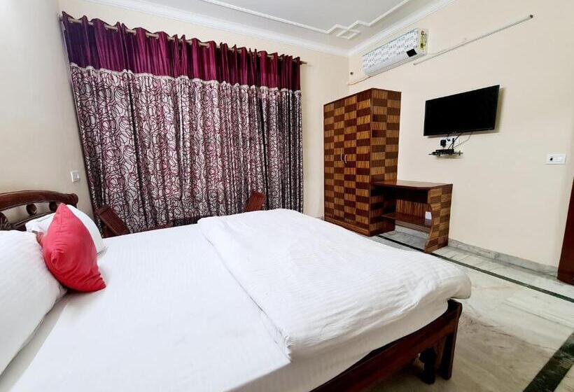 اتاق اکونومی, The Kings Residency