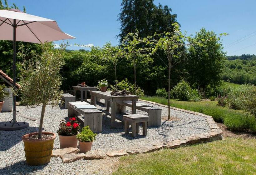 Семейный Номер, B&b Fleur De Lys Bleue