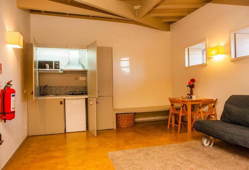Студия Deluxe, Casal De Tralhariz   Turismo De Habitacao