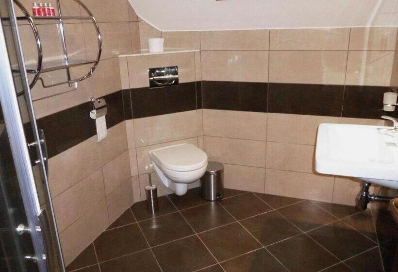 Студия Стандарт, Relax Penzion U Adama