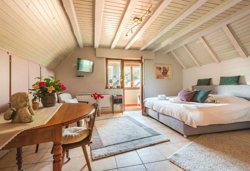 Номер Стандарт, Domaine Bleesz