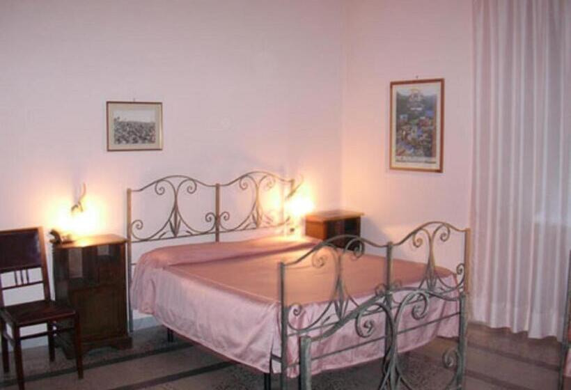 스탠다드 트리플 룸, Albergo Bellavista