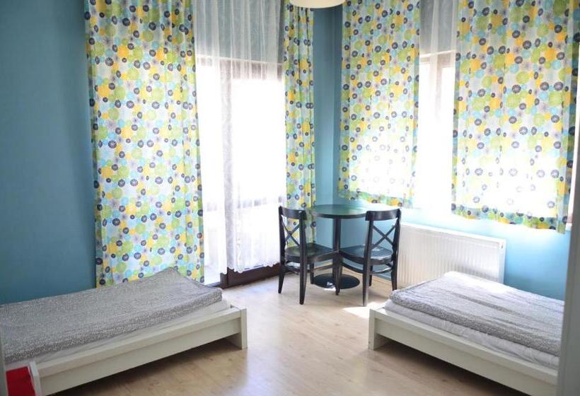 اتاق استاندارد, Deeps Hostel Ankara