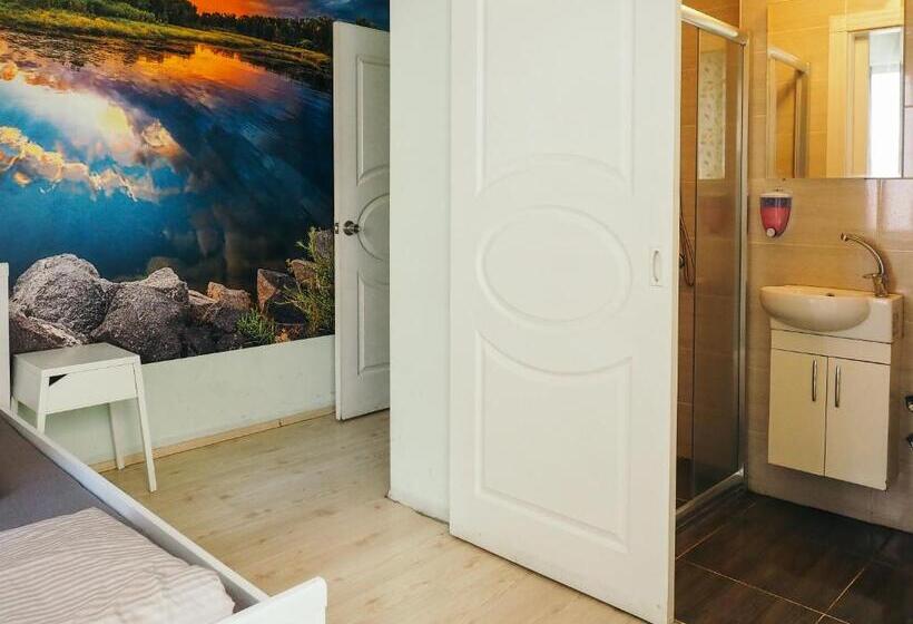 اتاق استاندارد, Deeps Hostel Ankara