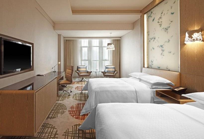 컴포트 룸, Four Points By Sheraton Luohe