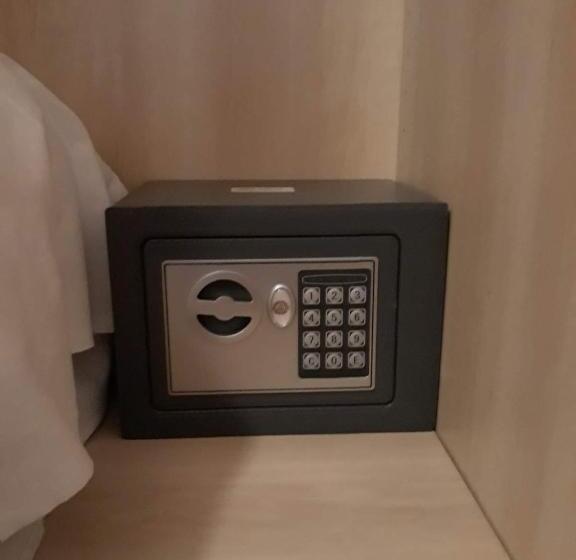 Номер Стандарт Индивидуальный, Geppi