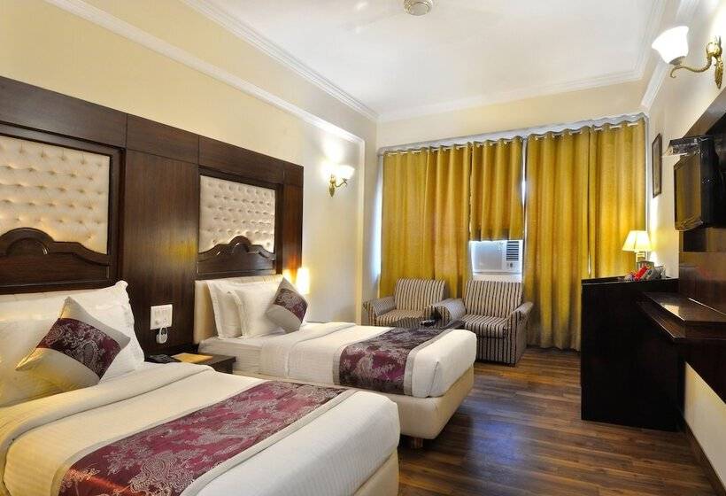 Superior Room, Solitaire Chandigarh