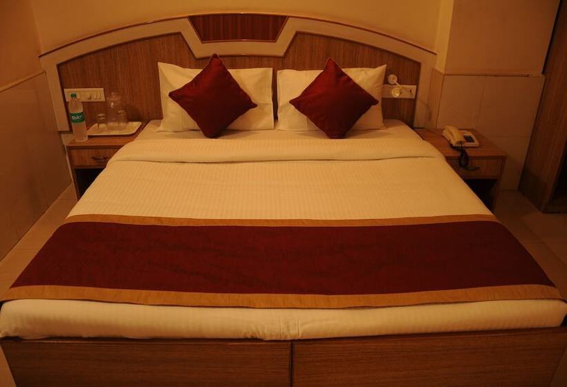 豪华房间, Srinidhi Residency