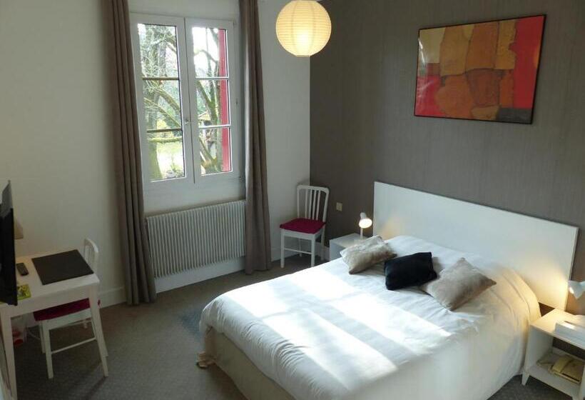 Номер Комфорт, Logis Hotels   Au Colombier Du Touron