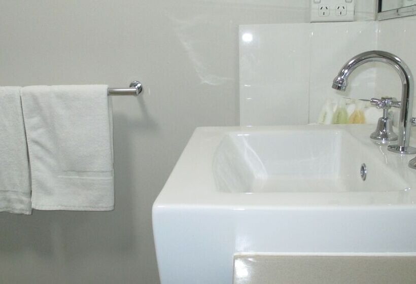 آپارتمان 2 خوابه با بالکن, Edge Apartments Cairns