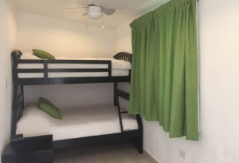 Семейный Номер, Bocas Del Mar