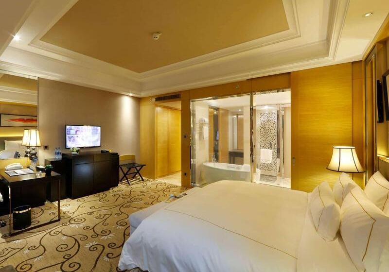 장애인을 위한 스위트, Comfort Inn & Suites West   Medical Center