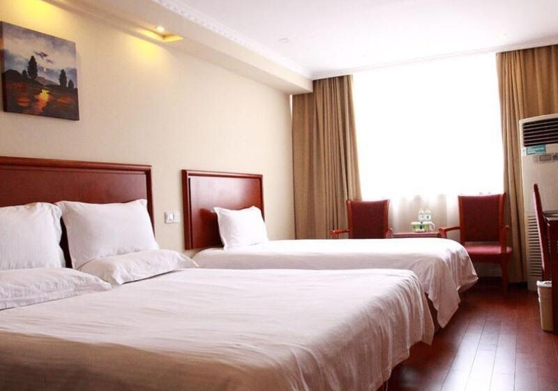Семейный Номер, Greentree Inn Huaian Chuzhou Avenue Zhou Enlai Memorial Hall