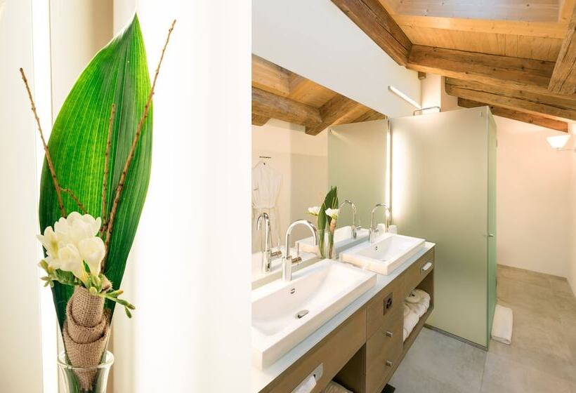Quarto Deluxe, Matthiol Boutique