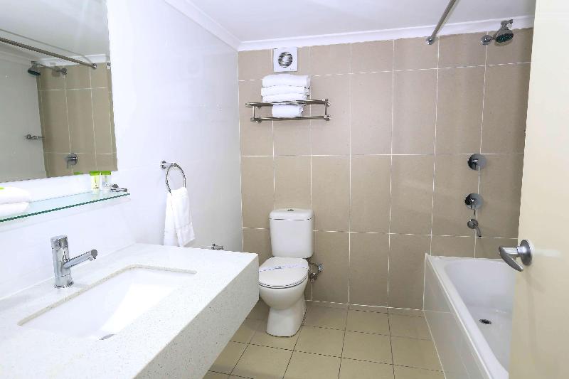 Семейный Номер Deluxe, Best Western Casula Motor Inn