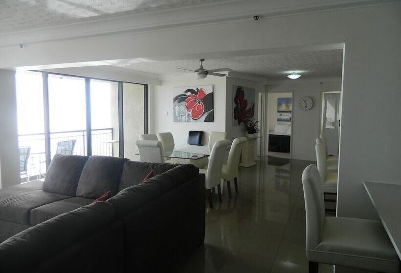 Апартаменты 4 Спальни, Royal Palm Resort On The Beach