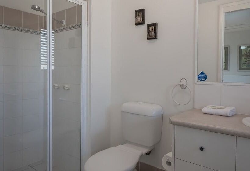 침실 3개 아파트, Sanctuary Lake Apartments