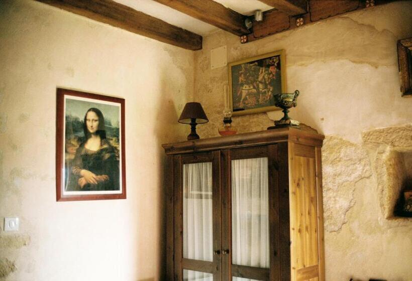 Standard room with outdoor bath, Château De La Cressonnière