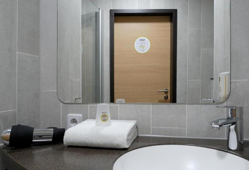 Номер Стандарт, B&b Hotel Offenbach Süd