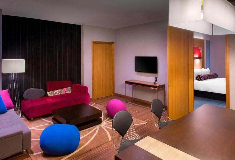 Люкс Executive Кровать Кинг, Aloft Bengaluru Outer Ring Road