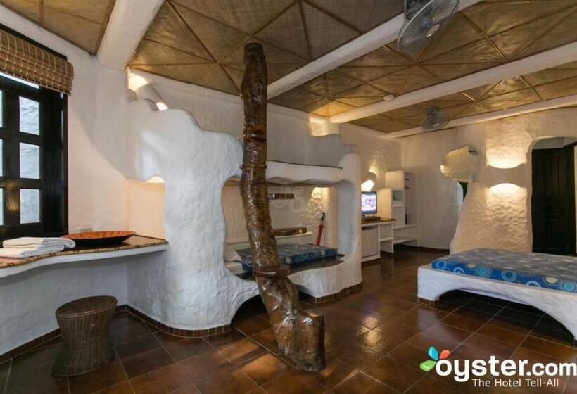 Семейный Номер Вид на Сад, Atlantis Dive Resort Puerto Galera