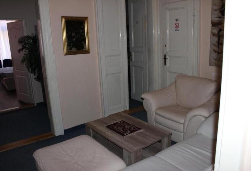 Camera Standard, Praha Club Bed & Breakfast