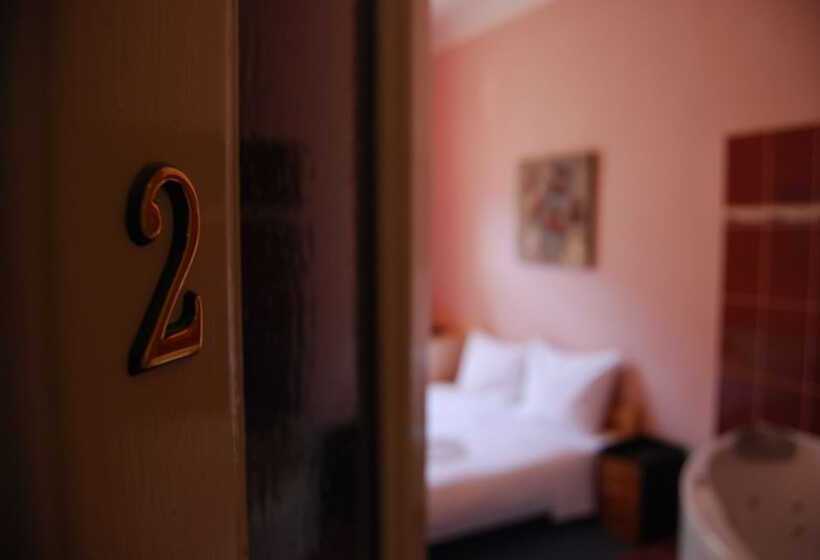 Camera Standard, Praha Club Bed & Breakfast