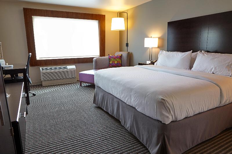 اتاق استاندارد, Holiday Inn Express And Suites Tahlequah, An Ihg