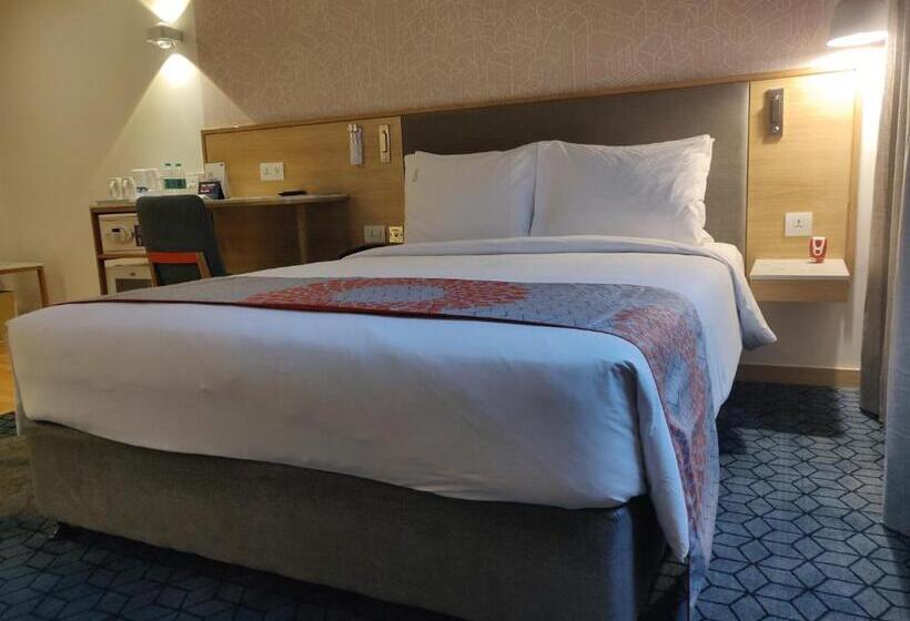 Mozgáskorlátozott Standard Szoba, Holiday Inn Express Gurugram Sector 50, An Ihg