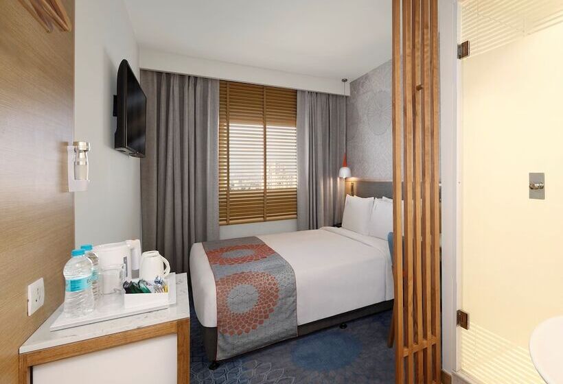 Standard Szoba, Holiday Inn Express Gurugram Sector 50, An Ihg