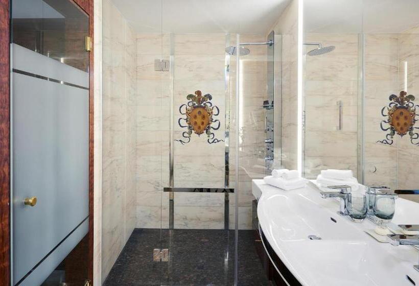 דירת אקזקיוטיב, חדר שינה 1, Living Hotel De Medici