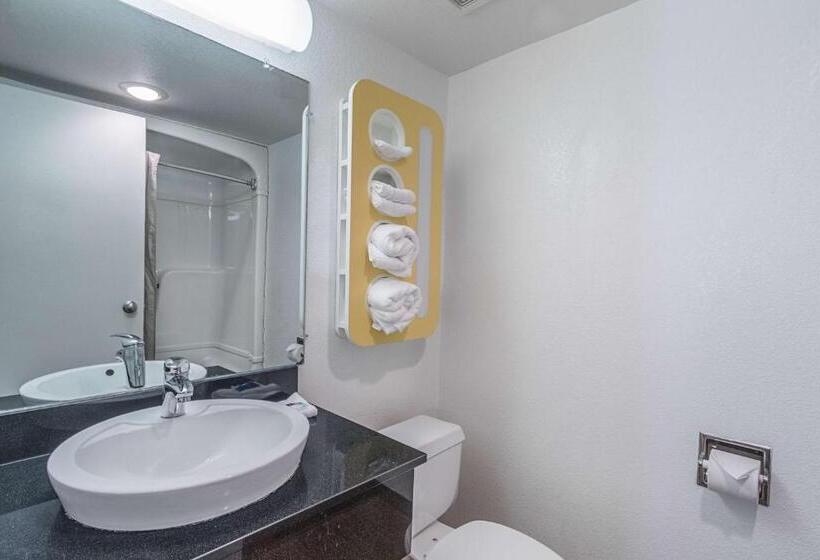 Номер Стандарт, Motel 6kokomo, In