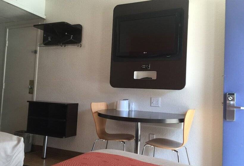 Номер Стандарт 2 Двуспальные Кровати, Motel 6ardmore, Ok
