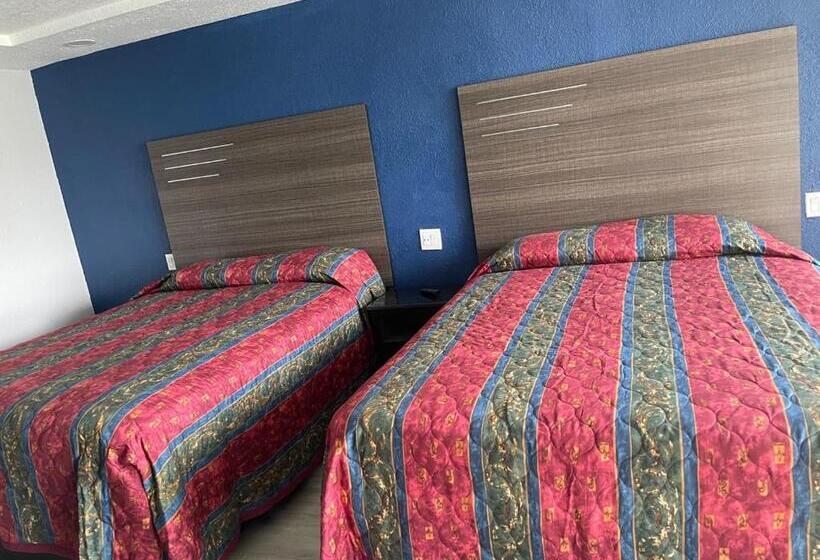 Номер Стандарт 2 Двуспальные Кровати, Motel Savanah