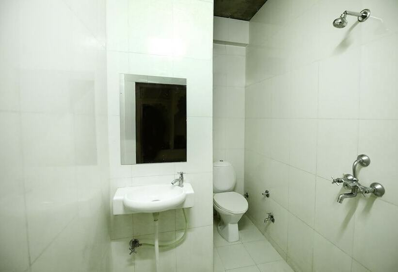 Quarto Deluxe, The Lake View Hotel  On Lake Pichola