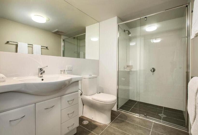2 Bedrooms Apartment River View, Quest Rockhampton