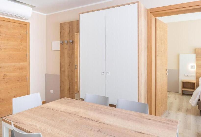 带1个卧室的高级公寓, Residence Parco Del Garda