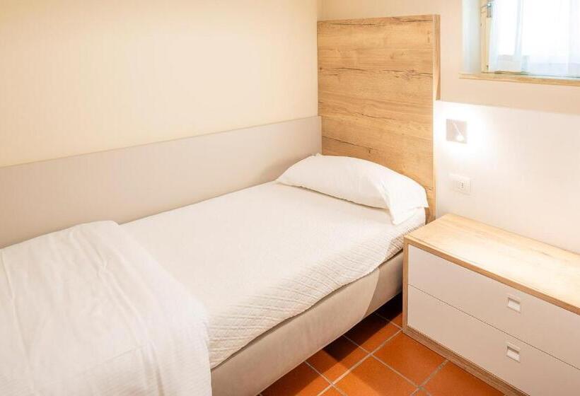 带1个卧室的高档别墅, Residence Parco Del Garda