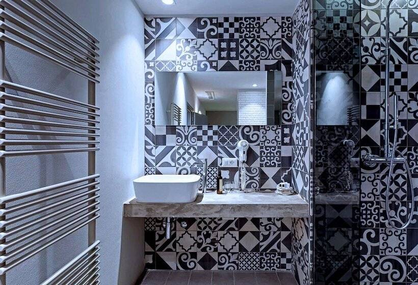 Номер Стандарт, Bell Suite