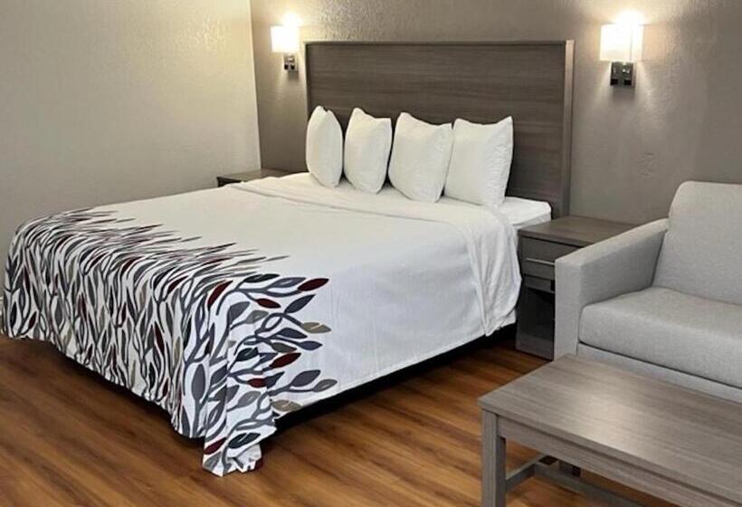 Номер Superior Кровать Кинг, Red Roof Inn Greencastle South   Cloverdale
