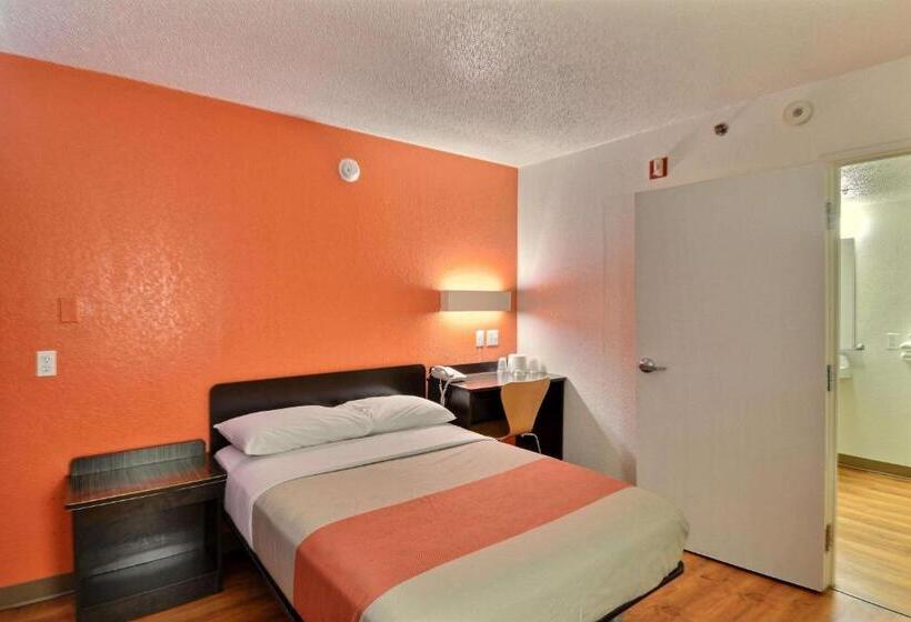 Номер Стандарт, Motel 6tewksbury, Ma  Boston
