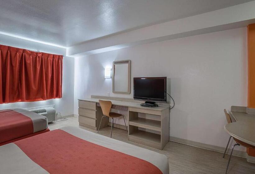 Номер Стандарт, Motel 6 Pasadena, Tx