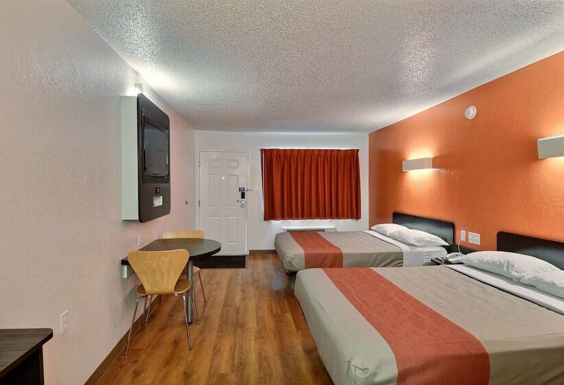 Номер Deluxe, Motel 6tewksbury, Ma  Boston