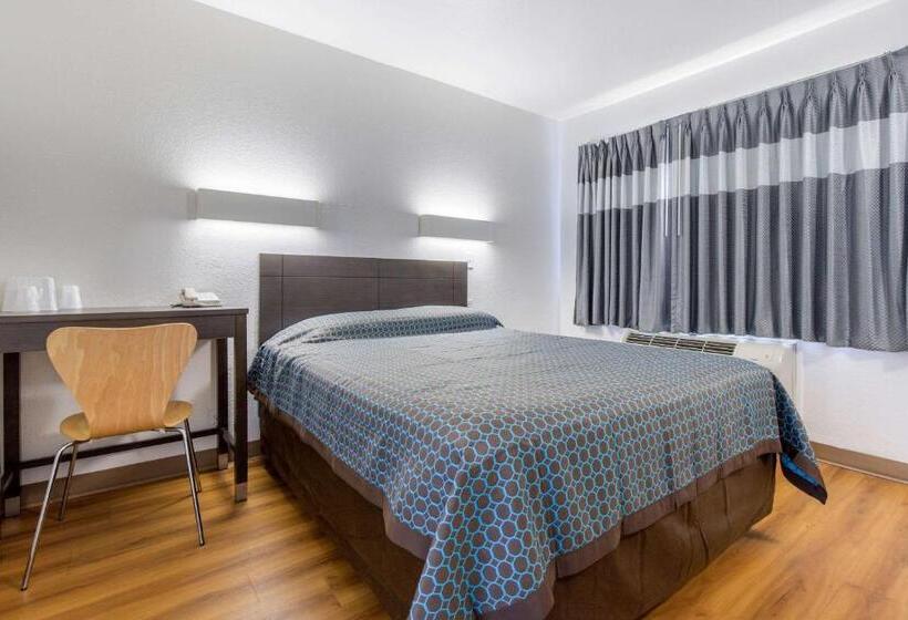 Номер Стандарт, Rodeway Inn Winston Salem Route 52
