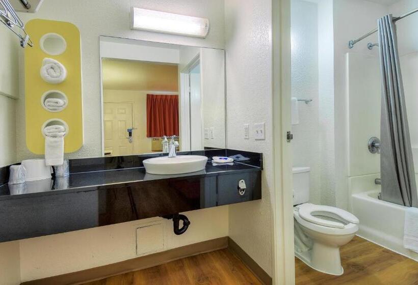四人豪华间, Motel 6 Chino, Ca   Los Angeles Area